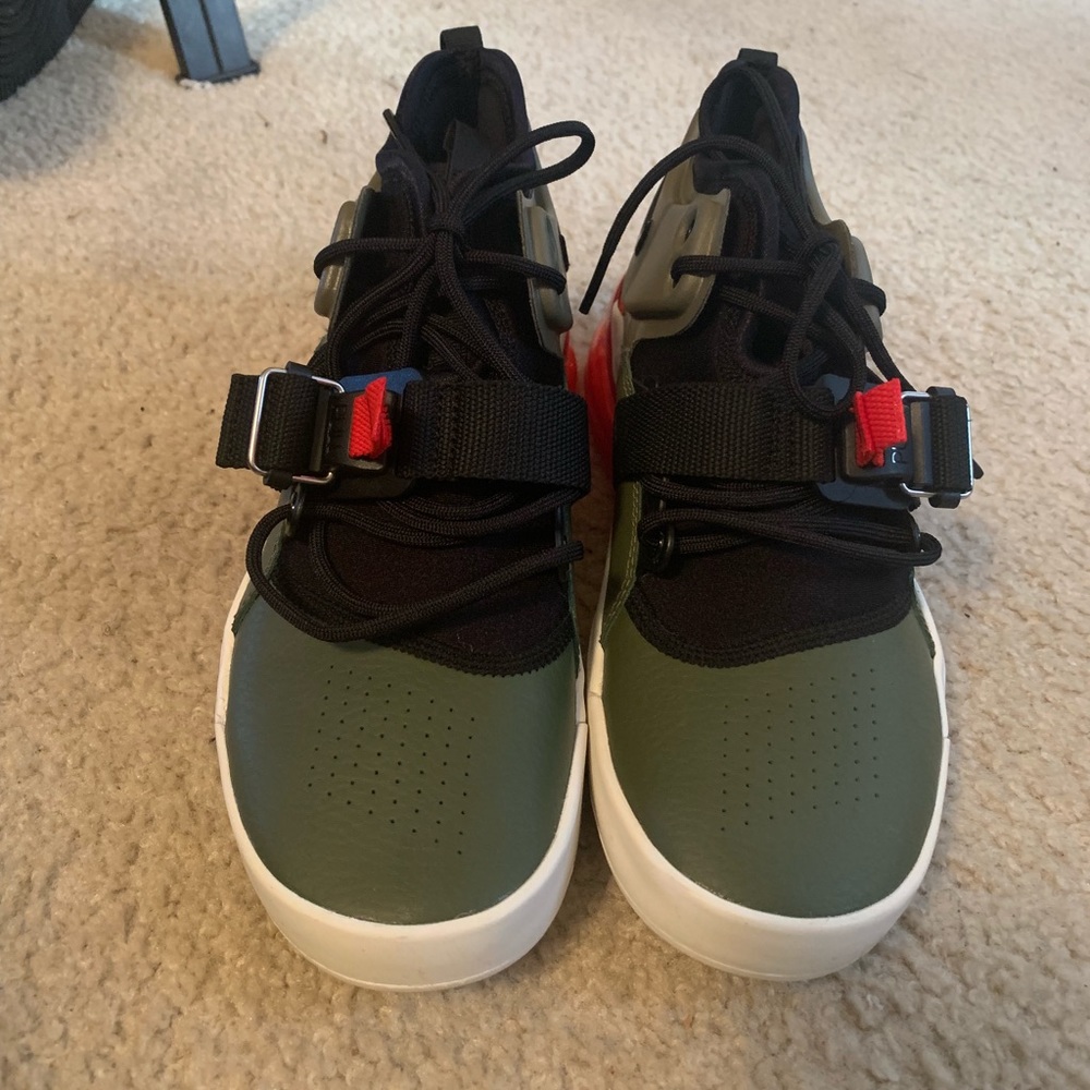 Kids Nike Air Force 270